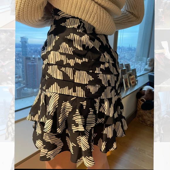 NWOT Reiss Cadence Printed Mini Skirt - Picture 3 of 6